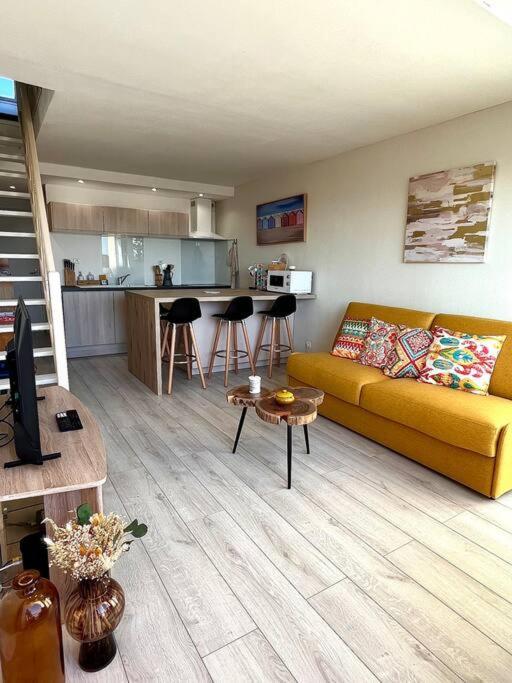 Duplex Cosy Avec Vue Mer Apartment Cucq Exterior photo