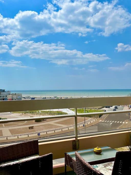 Duplex Cosy Avec Vue Mer Apartment Cucq Exterior photo